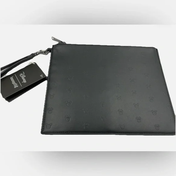 Loungefly Disney Mickey & Minnie
Silhouette Allover Embossed Wristlet
Pouch NWT - Picture 5 of 8